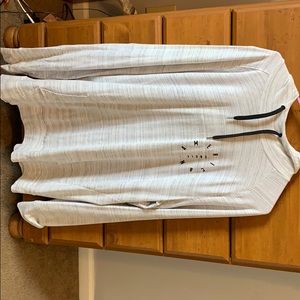 American Eagle Outfitters Sweatshirt